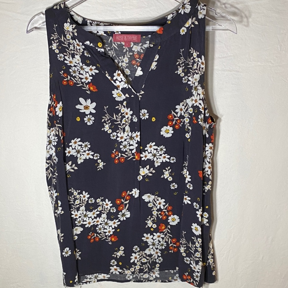 Rose & Thyme Floral Sleeveless Blouse - Navy Tank Rayon